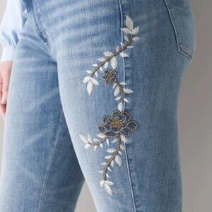 WHITE HOUSE BLACK MARKET EVERYDAY SOFT MID RISE EMBELLISHED BEADED SKINNY JEAN 0